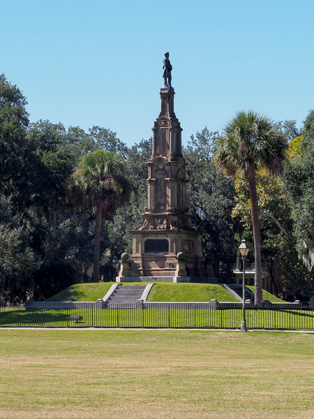 Confederate Monument in Forsyth Park. 