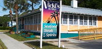 Fun things to do in Savannah : Vicki's on Tybee in Tybee Island GA. 