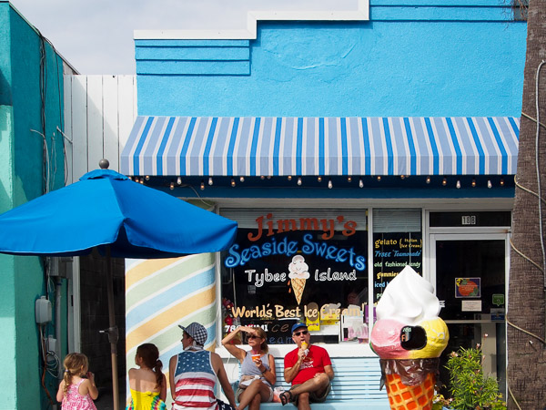 Fun things to do in Savannah : Jimmy's Seaside Sweets in Tybee Island GA. 